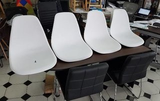 Combo * 4 Silla Eames Comedor Dsw Abs + 12 Pagos - Alto Impacto en internet