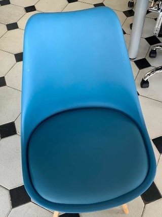 Set 2 Banqueta Taburete Tulip Eames Escandinava 65 Cm - ALTO IMPACTO Home + Office