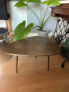 Imagen de Mesa Ratona Bronce tapa cuña