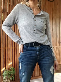 Remera GWEN gris - comprar online