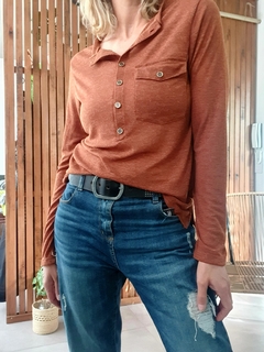 Remera GWEN terracota - comprar online