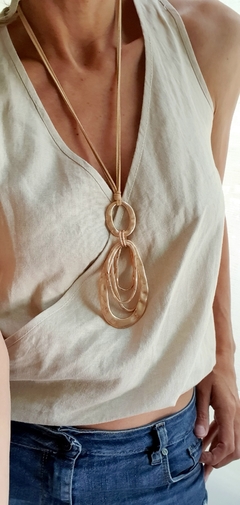 Collar ovalo
