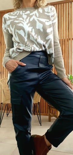 Pantalon cargo azul engomado en internet