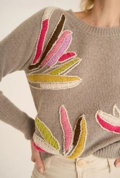 Sweater flowers bordado vison - tienda online