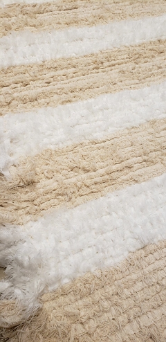 ALFOMBRA BASTONRS BLANCOS