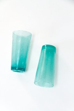 Vasos de vidrio cónico alto