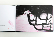 Libro ¨La noche escondida¨ en internet