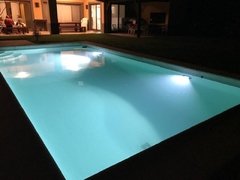 ILUMINACION LED BLANCA (SANTA BARBARA) - PISCINAS ZUMAAC 