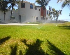 Riego zumaac piscinas