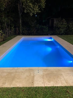ILUMINACION LED DE COLORES (CC LOS TRONCOS 3 - PILAR) - tienda online