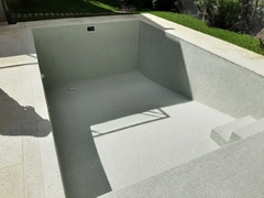 BORDES de LISTONES y LOSETAS (COUNTRY  LOS TRONCOS 3 - PILAR) - PISCINAS ZUMAAC 