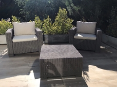 Living California: 2 INDIVIDUALES + MESA - Capuccino