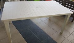 MESA FUTURA - 6 personas - Color BLANCO - tienda online