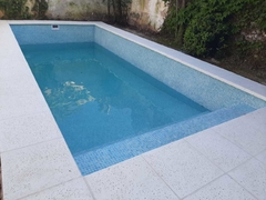 BORDES y SOLARIUM  (Bajo de San Isidro) en internet