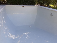 REVESTIMIENTO BLANCO (SAN ISIDRO LABRADOR) - PISCINAS ZUMAAC 