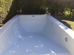 BORDES y SOLARIUM  (San Isidro Labrador) - PISCINAS ZUMAAC 
