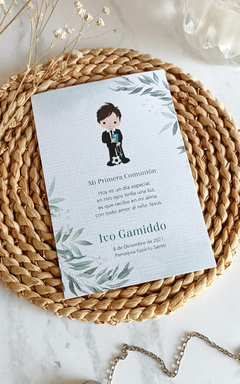 Estampita nene futbol con eucaliptos en papel telado - comprar online