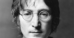 Gigantografía "Lennon" en internet