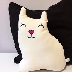 Almohadón Gatita Corazón