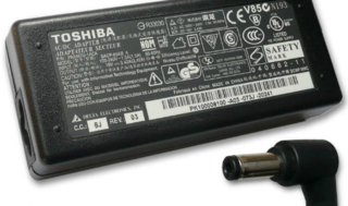 Cargador TOSHIBA 19v 3,42A 65W