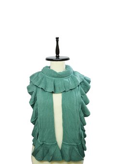 BUFANDA TEJIDA LISA CON BORDES DE VOLADOS - tienda online