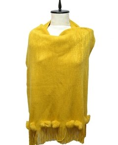 PASHMINA CON POMPON DE PIEL DE CONEJO en internet