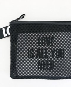 SET DE 2 PORTACOSMETICOS MESH Y CANVAS CON TEXTO