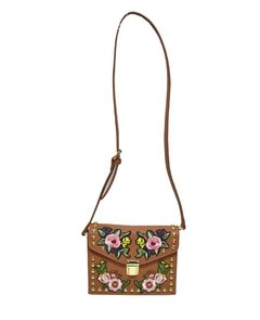BANDOLERA CON TACHAS, BORDADOS Y BROCHE - comprar online