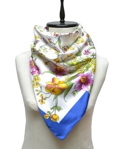 PAÑUELO TIPO SEDA DE 90 X 90 ESTAMPADOS VARIOS