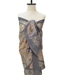PAREO ESTAMPADO CON MOTIVOS AFRICANOS Y BORDADO - comprar online