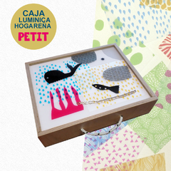 PRE VENTA: entrega en ABRIL $15300 pago por transferencia y trae de regalo un mix de texturas visuales y dos animales marinos.! CAJA LUMINICA hogareña PETIT - medida caja : 35 x 30 x 7 cm