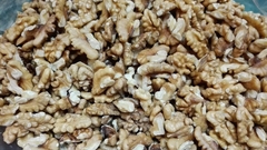 Nuez pelada en cuartos x 1kg