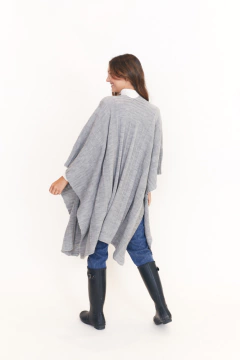 Ruana Croata - AB. I AW 23 I Tienda Online
