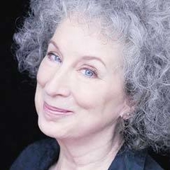 OS TESTAMENTOS - Margaret Atwood - comprar online