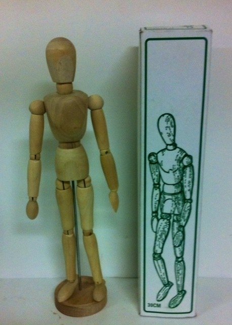 Boneco Articulado Madeira 30cm - Desenho, Moda e Artes.
