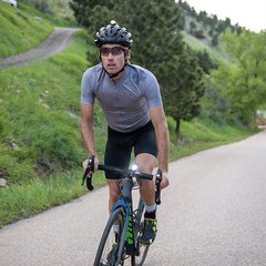 Imagen de Luz Delantera Ciclismo Cateye HL-EL135