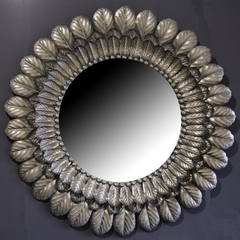 Espejo circular petalos 68 cm MAD907 3/22 - Nolita Decoshop - Tienda Online