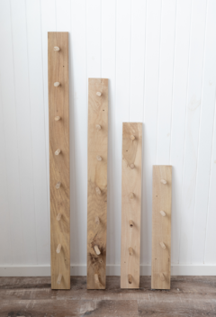 Perchero de pared de madera de petiribí (rústico)