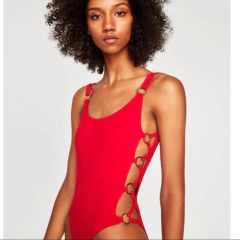 ENTERO ARGOLLAS ZARA