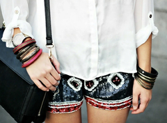 SHORT BORDADO ZARA en internet
