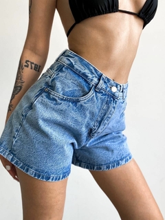 Short Jean Rigido con Roturas en Bolsillo - tienda online