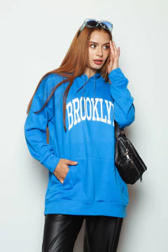 Imagen de Maxibuzo con Capucha Estampa Brooklyn