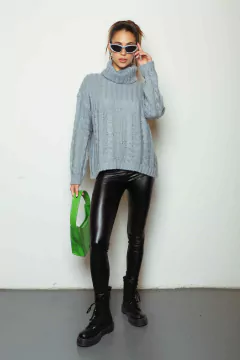 Sweater Polera Trenzado