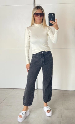 Jean Slouchy Black Rigido - tienda online