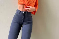 Pantalón Gabardina Elastizado Gris Oscuro - 36 al 48 en internet
