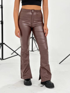 Pantalón Engomado Semi Oxford con Tajo - comprar online