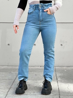 Jean Mom Claro con Frunces - Shaina Trendy Store
