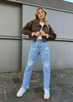 Jean Mom Claro Rígido con Roturas 36 al 52