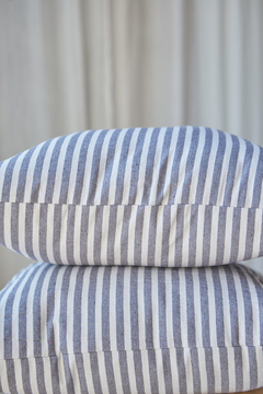 Imagen de ALMOHADON RAYA BLUE