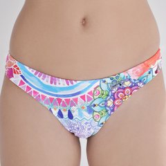 Colaless Boho en internet